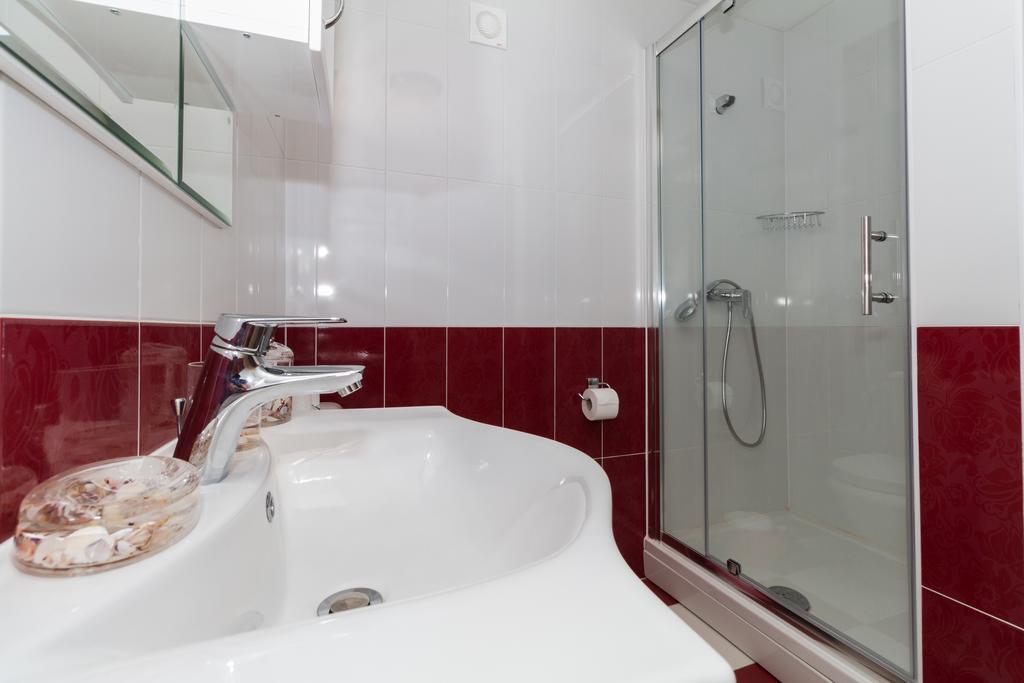 Apartments Villa-Ines Center Vodice Exterior photo