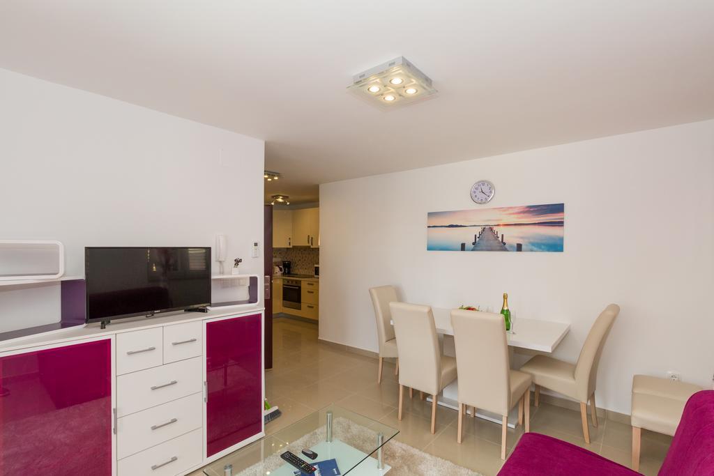 Apartments Villa-Ines Center Vodice Exterior photo