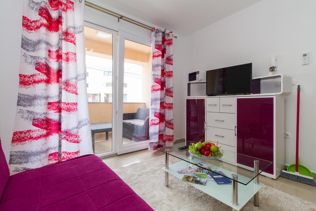 Apartments Villa-Ines Center Vodice Exterior photo