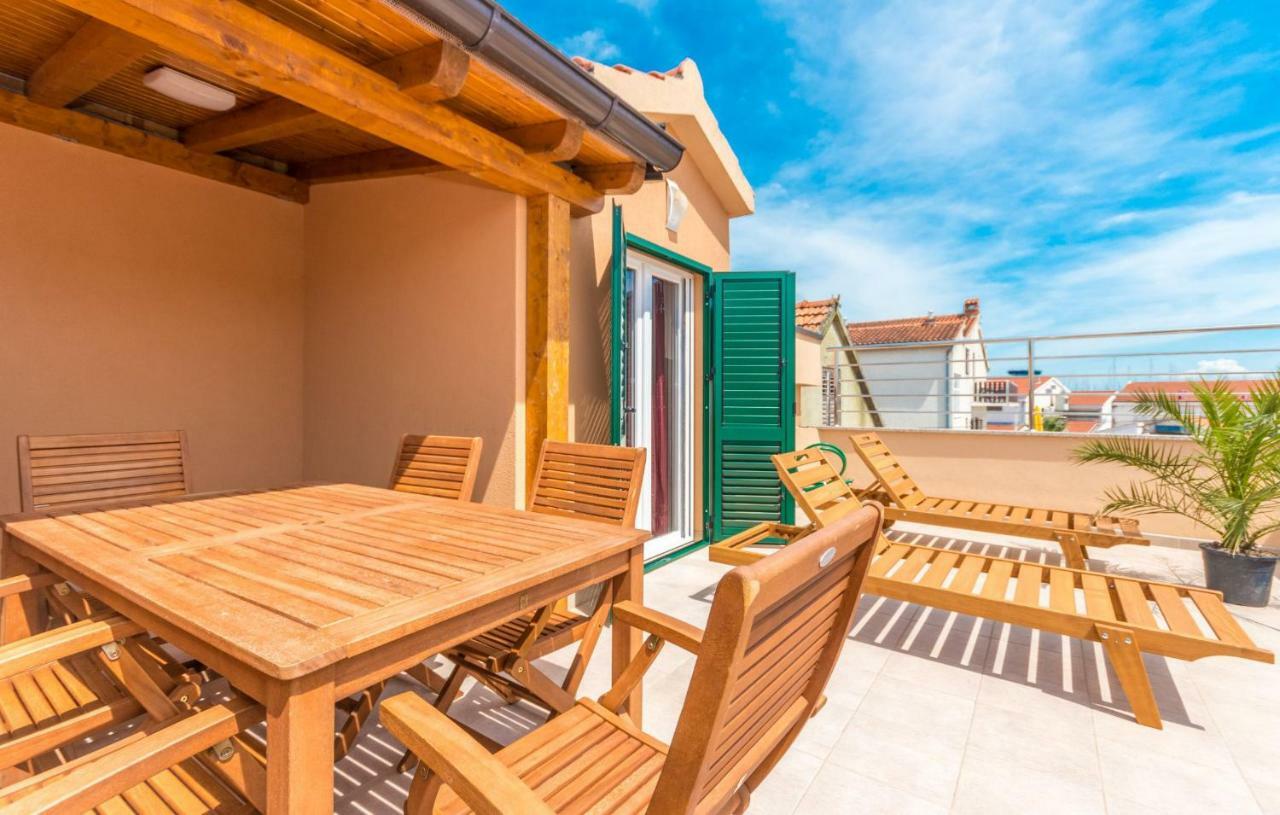 Apartments Villa-Ines Center Vodice Exterior photo